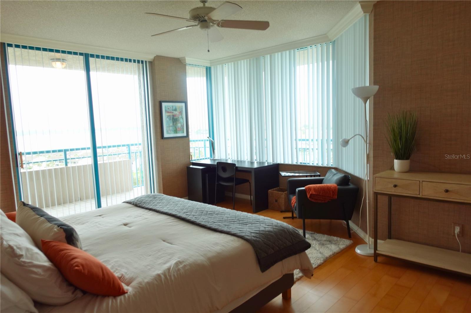 Image 31 of 70 For 1540 Gulf Boulevard 1106