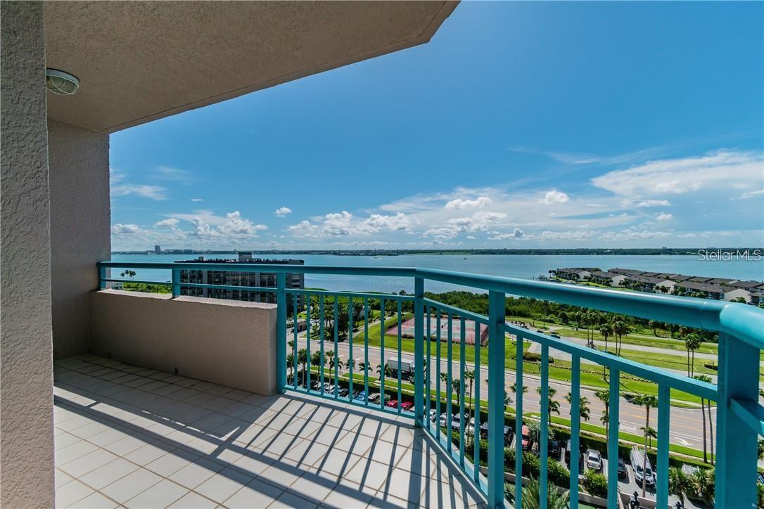Image 33 of 70 For 1540 Gulf Boulevard 1106
