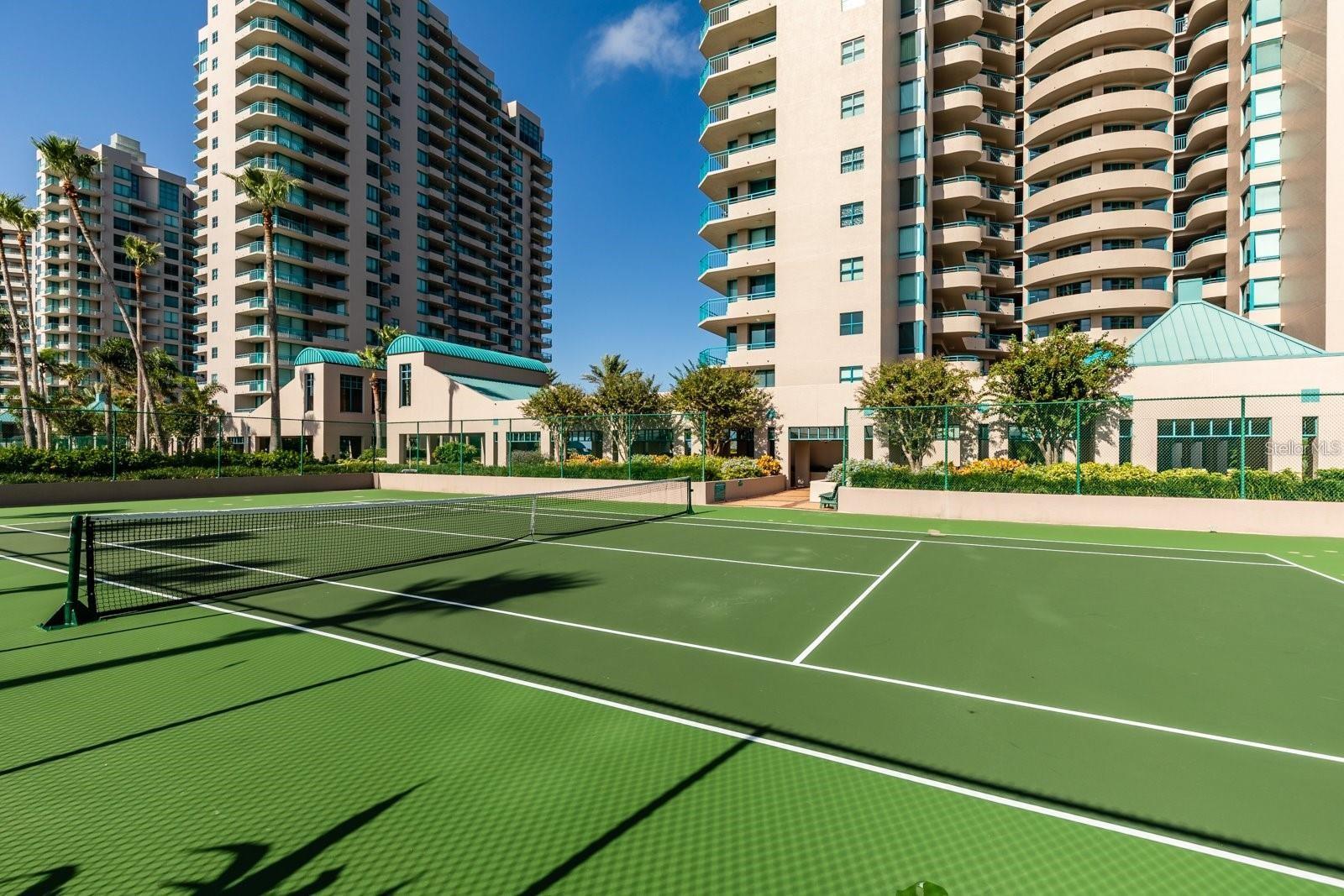 Image 64 of 70 For 1540 Gulf Boulevard 1106