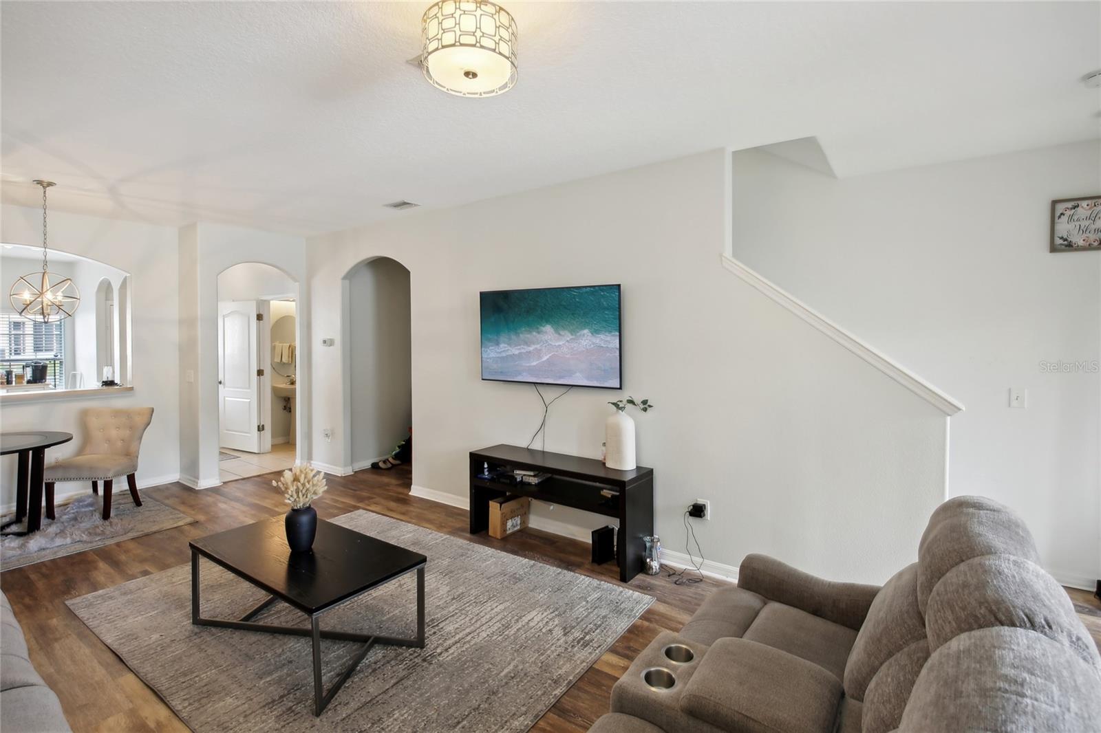 Image 10 of 50 For 30352 Elderwood Drive