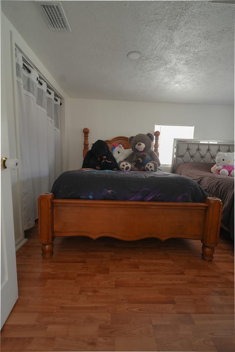 Image 15 of 38 For 2108 Comanche Avenue