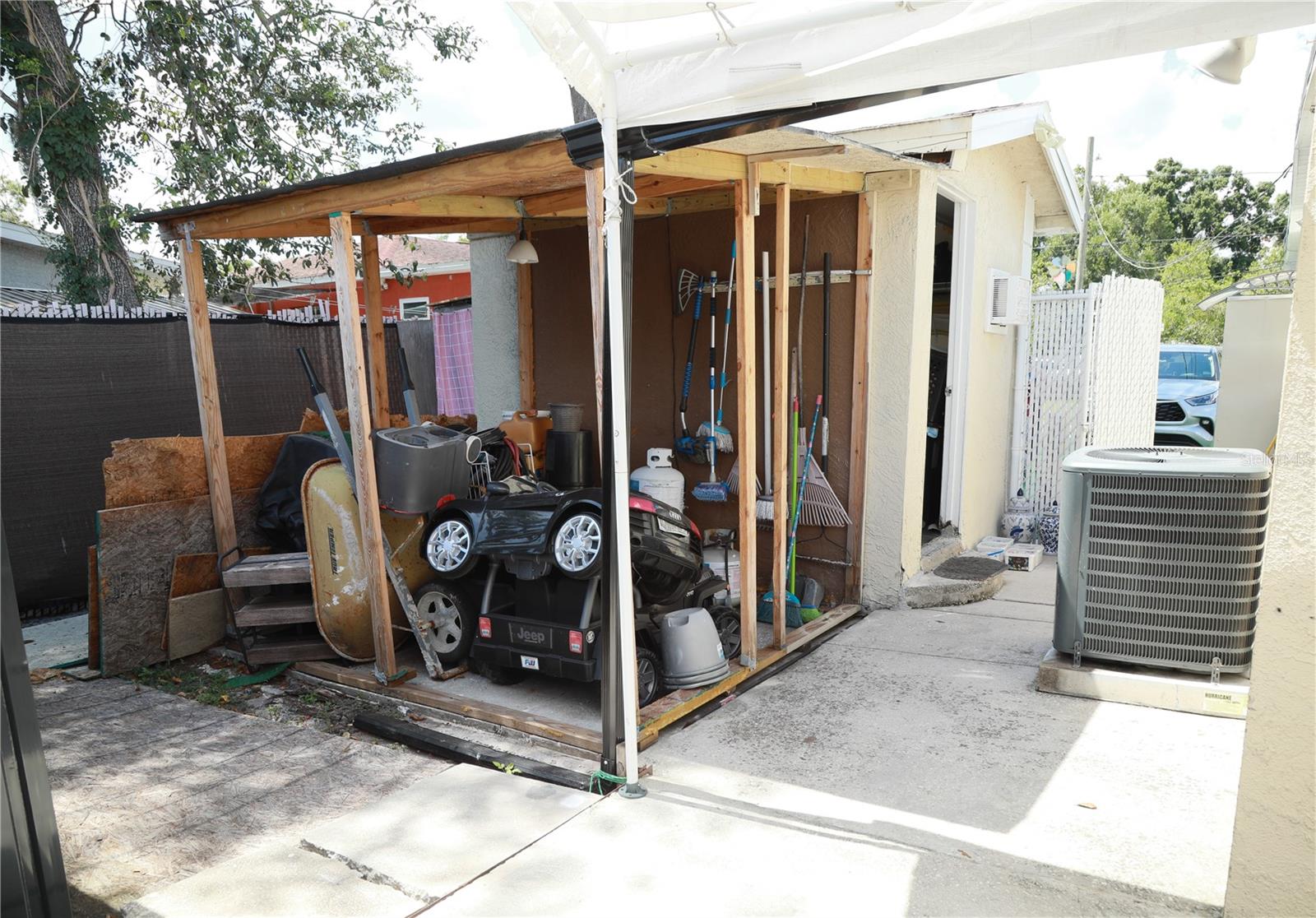 Image 23 of 38 For 2108 Comanche Avenue