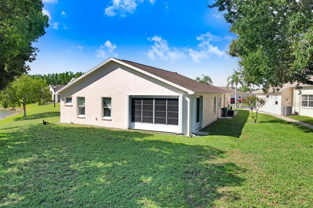 Image 14 of 49 For 4407 Whitton Way