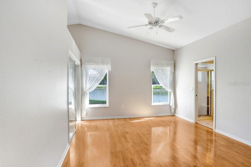 Image 30 of 49 For 4407 Whitton Way