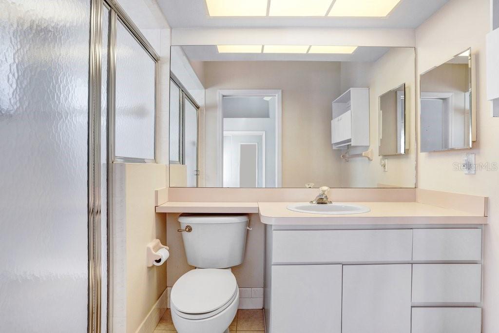 Image 32 of 49 For 4407 Whitton Way