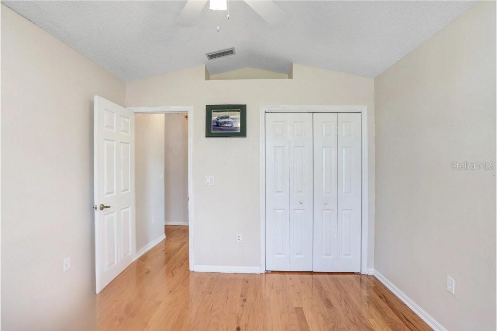 Image 35 of 49 For 4407 Whitton Way