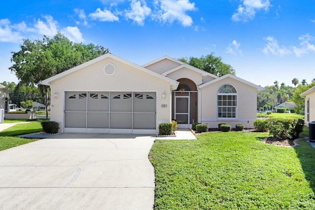 Image 4 of 49 For 4407 Whitton Way