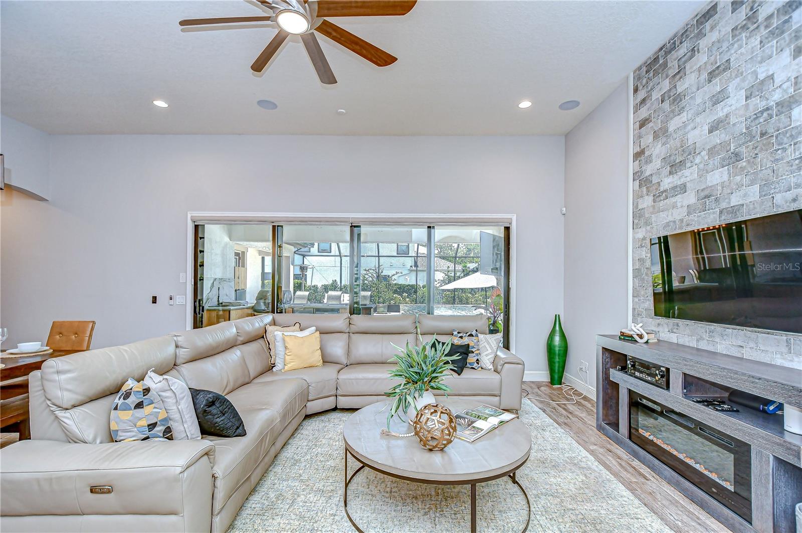 Image 36 of 78 For 4122 Natural Vista Court