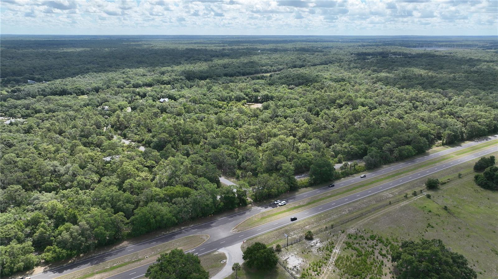 Listing photo id 9 for 12196 Bluebell Drive