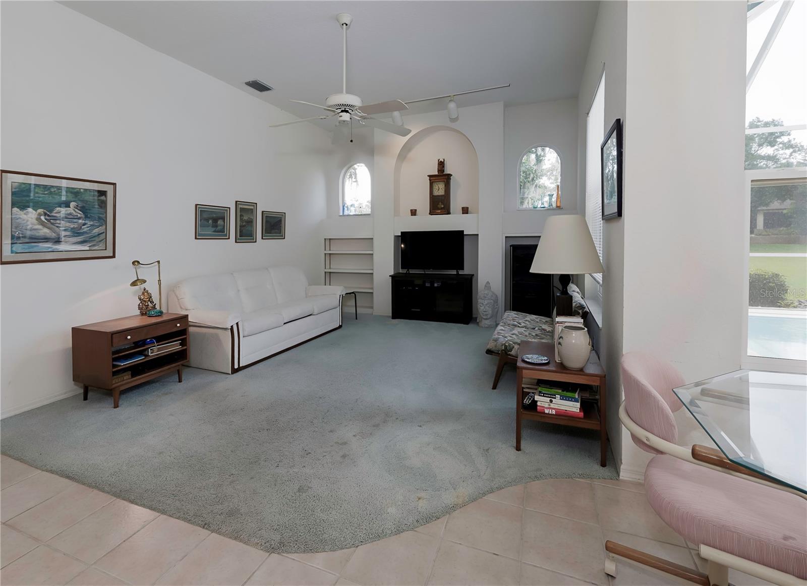 Listing photo id 26 for 2406 Dana Drive