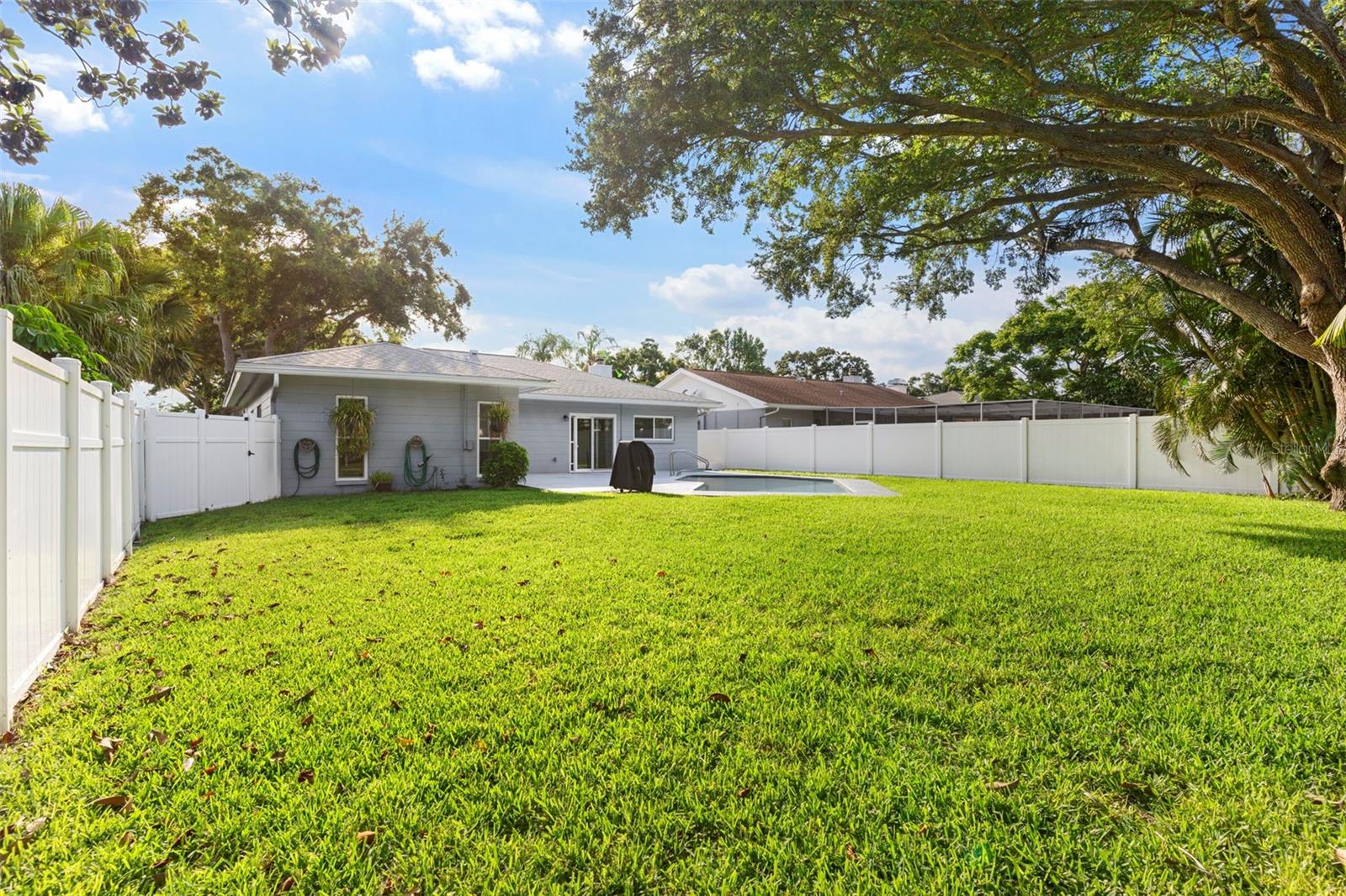 Image 18 of 36 For 1667 Orangeside Road