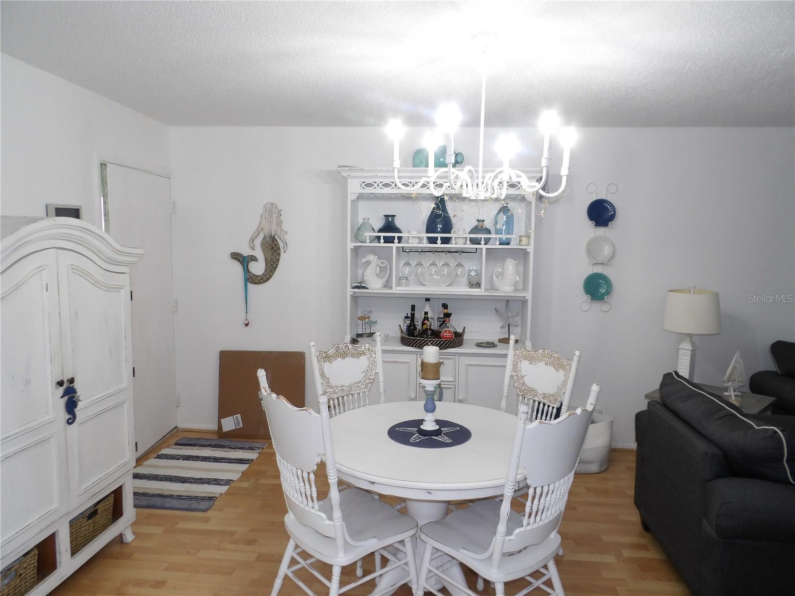 Image 5 of 43 For 1250 Pinellas Avenue 1013