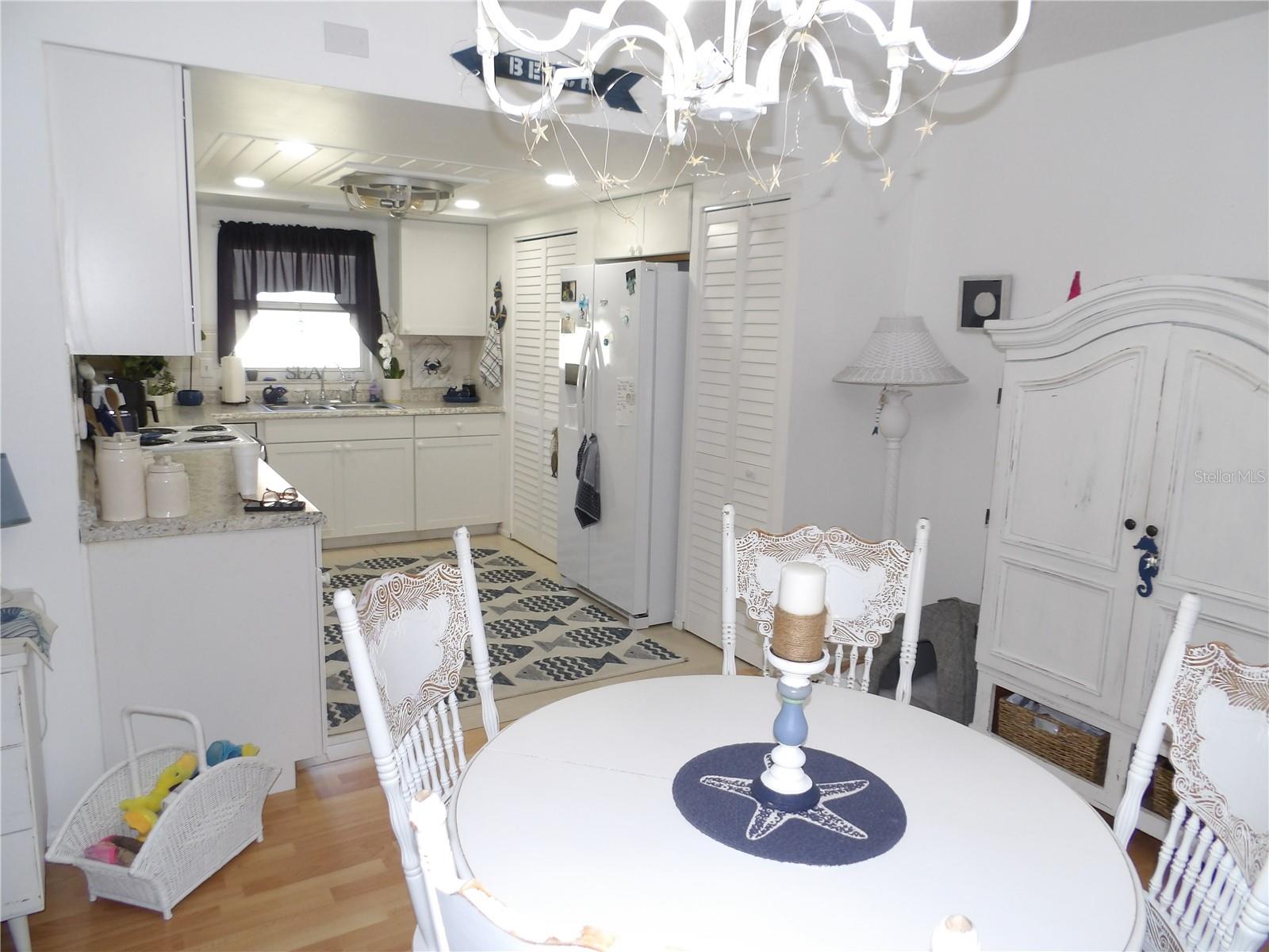 Image 7 of 43 For 1250 Pinellas Avenue 1013