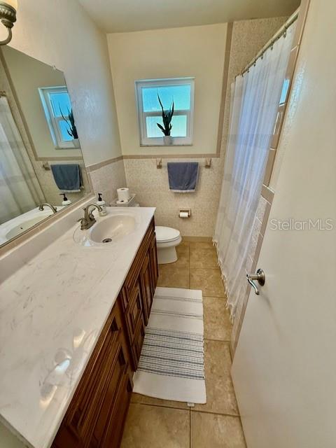 Image 17 of 25 For 5215 76th N Street N