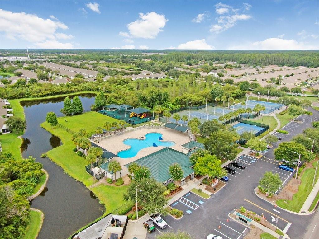 Listing photo id 23 for 30247 Emmetts Court