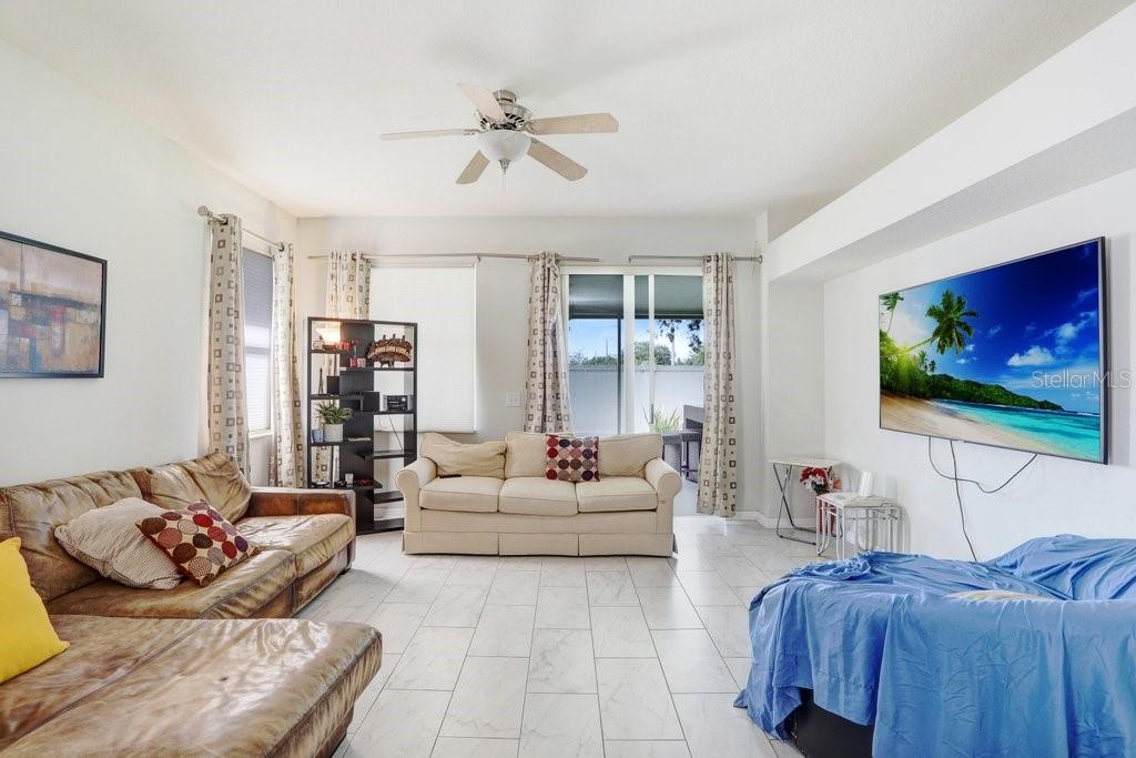 Listing photo id 6 for 30247 Emmetts Court