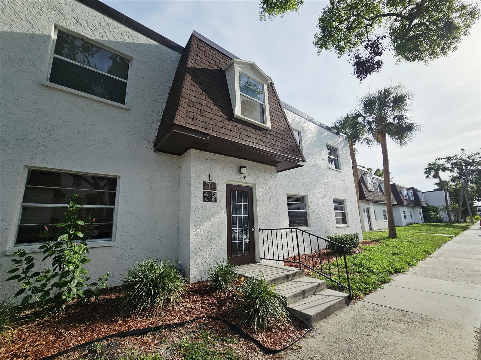 Details for 9114 Tudor Dr  L207, TAMPA, FL 33615