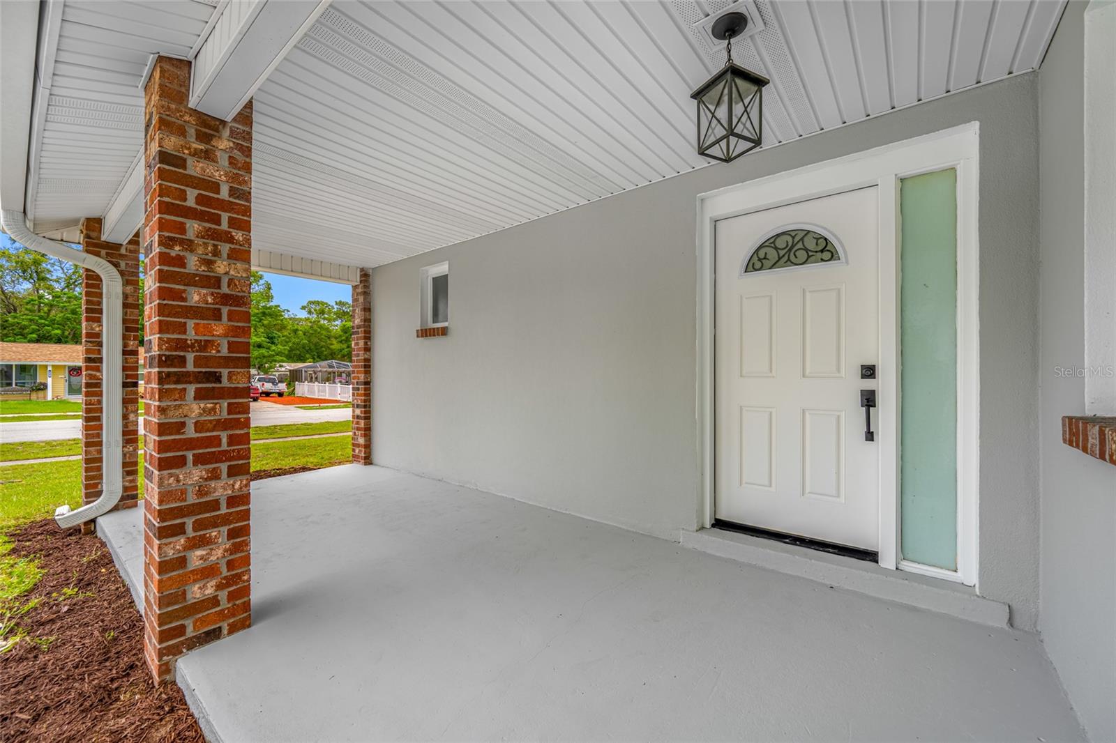 Image 3 of 26 For 4313 Riviera Court