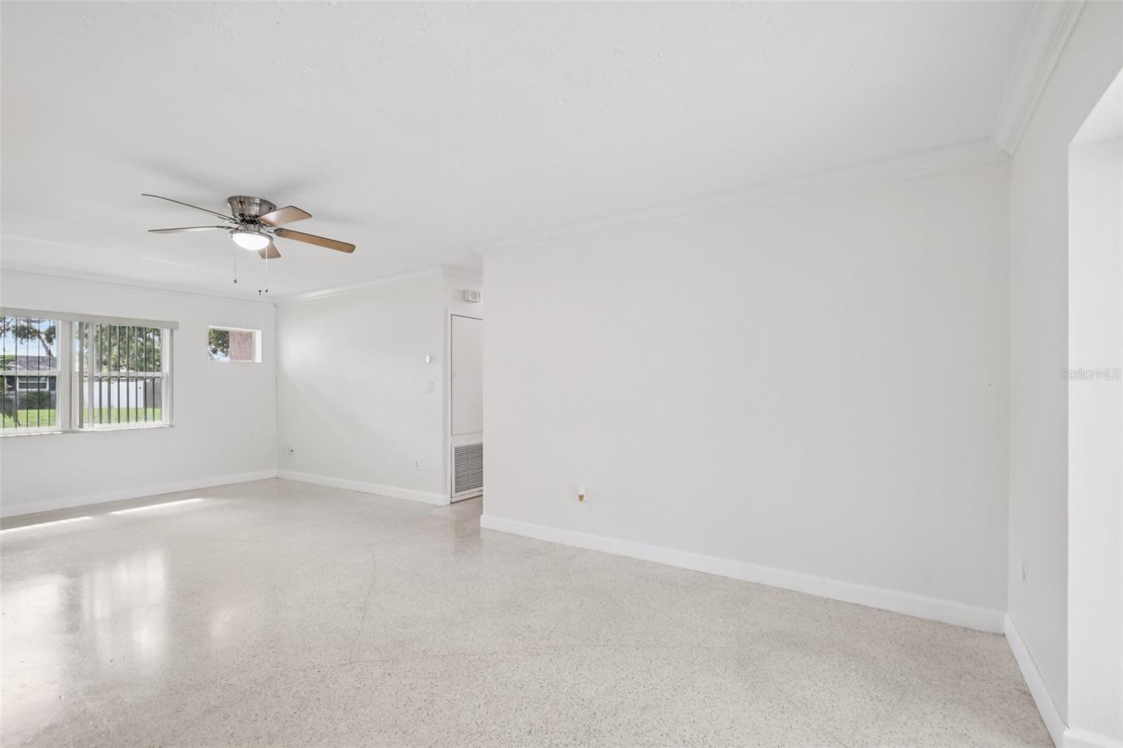 Image 11 of 43 For 6220 Murdock Avenue