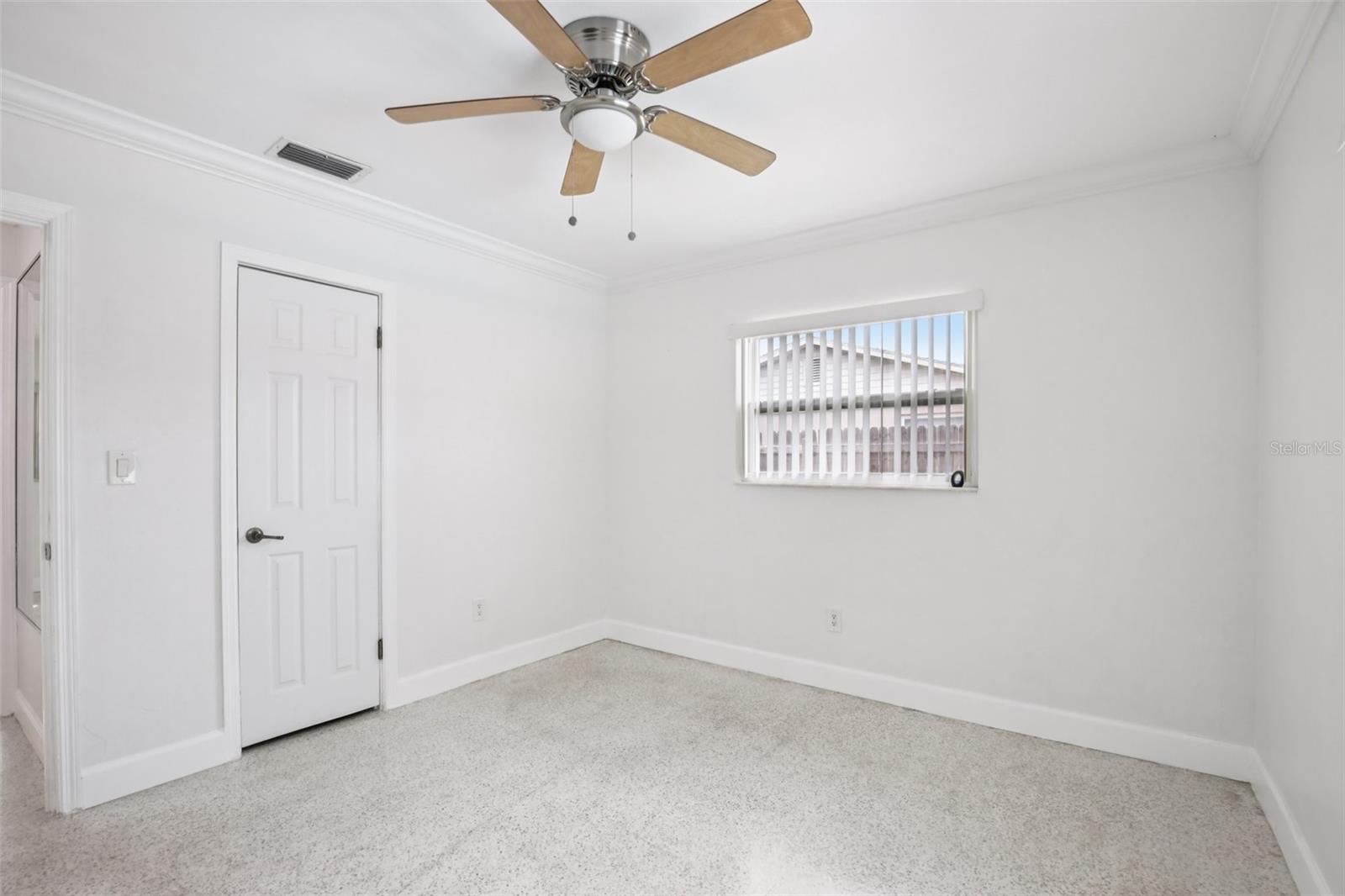 Image 30 of 43 For 6220 Murdock Avenue