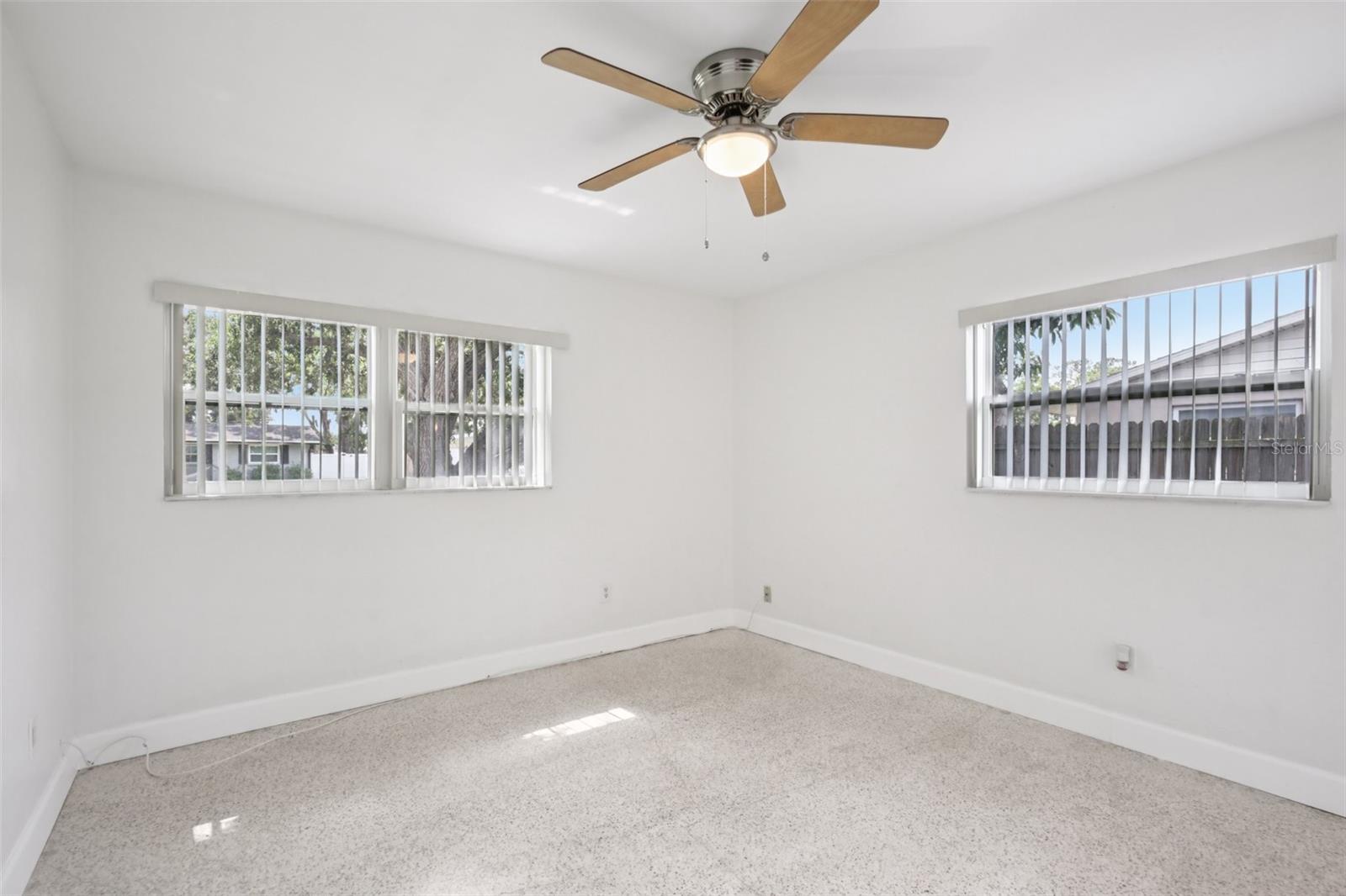Image 31 of 43 For 6220 Murdock Avenue