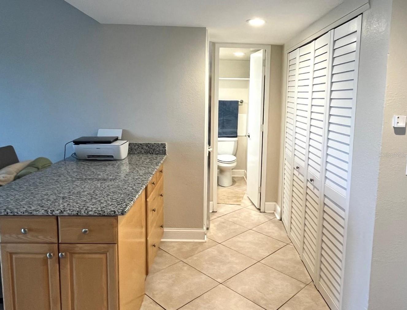 Image 16 of 51 For 880 Mandalay Avenue C412