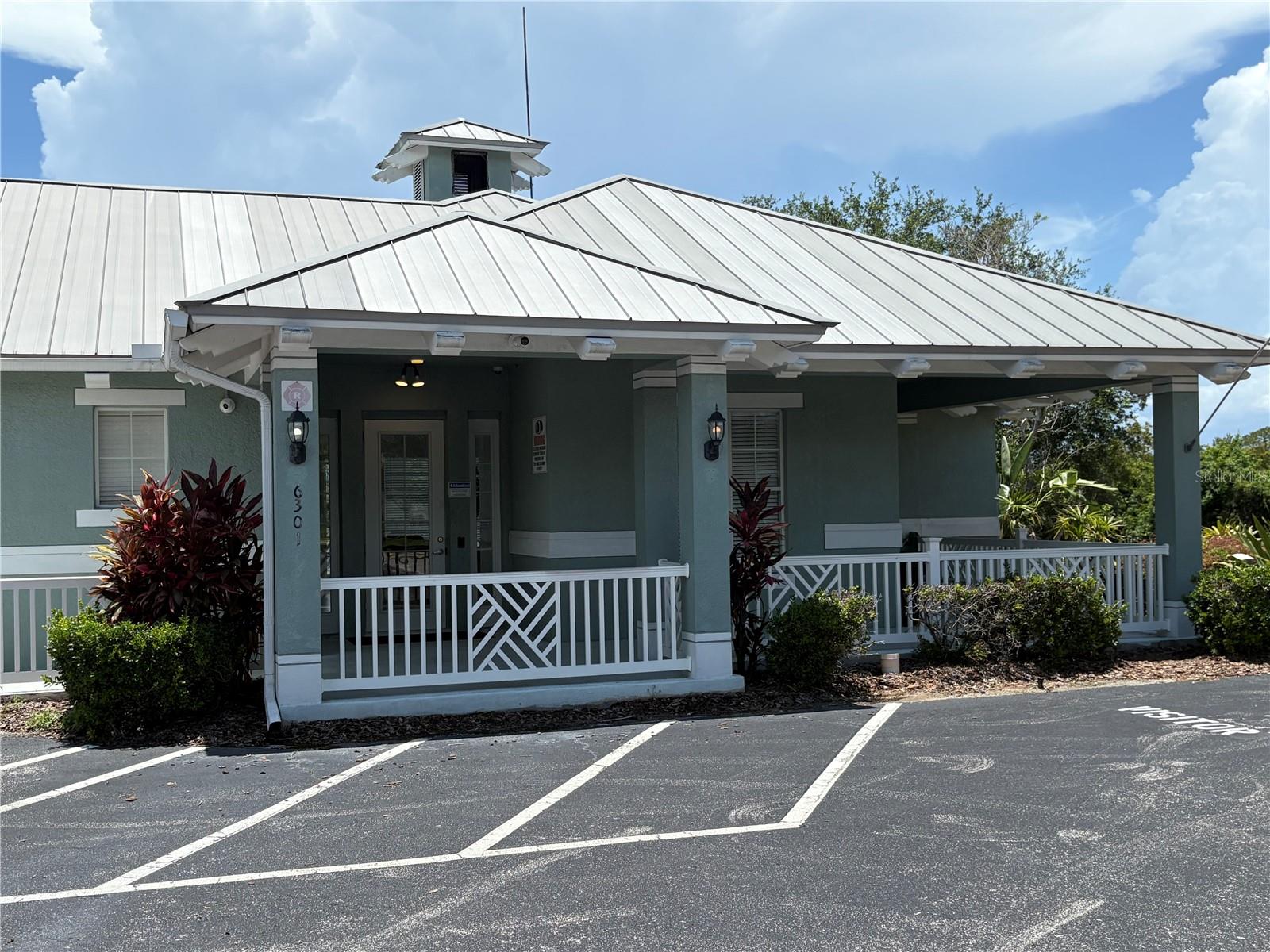 Image 14 of 16 For 6252 Olivedale Drive