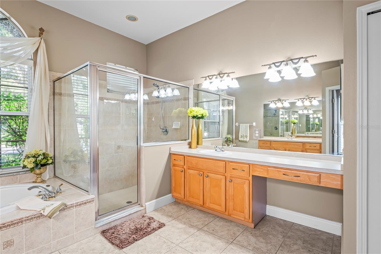 Image 31 of 62 For 12801 Stanwyck Circle