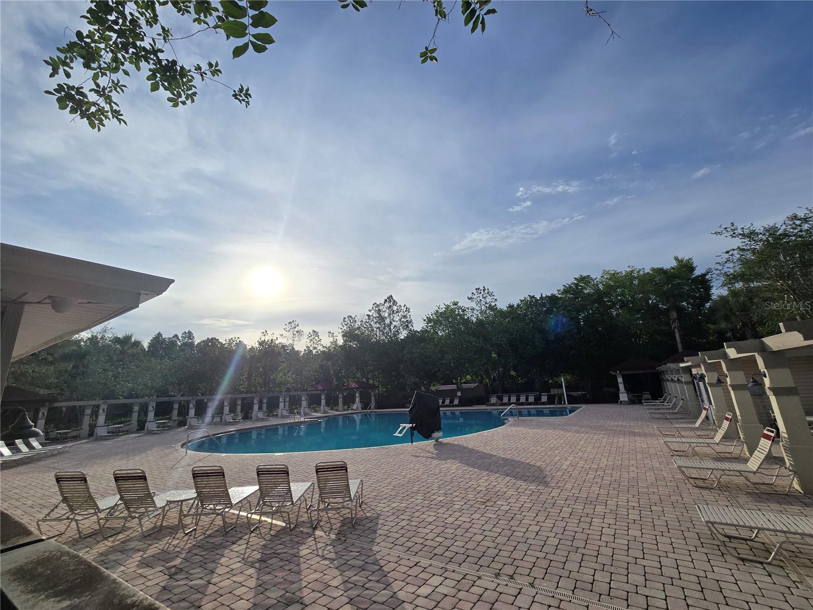 Listing photo id 18 for 31141 Harthorn Court