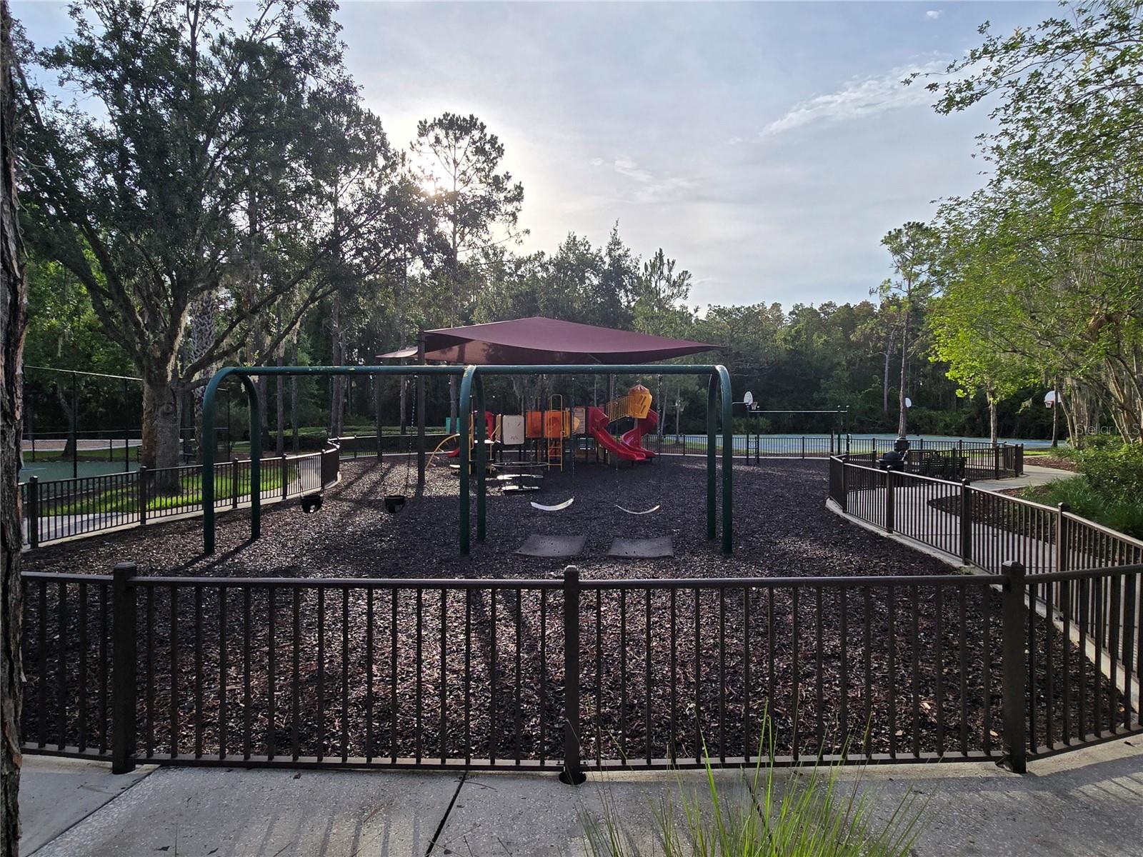 Listing photo id 20 for 31141 Harthorn Court