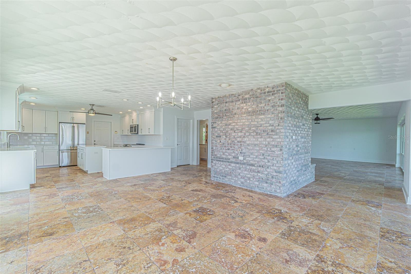 Image 9 of 54 For 5950 Bikini Way N