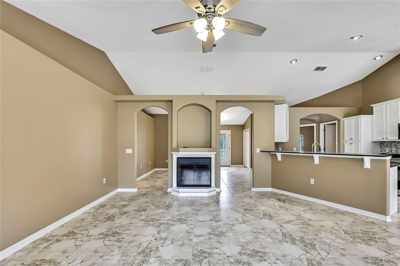 Image 11 of 55 For 12320 Papercraft Avenue