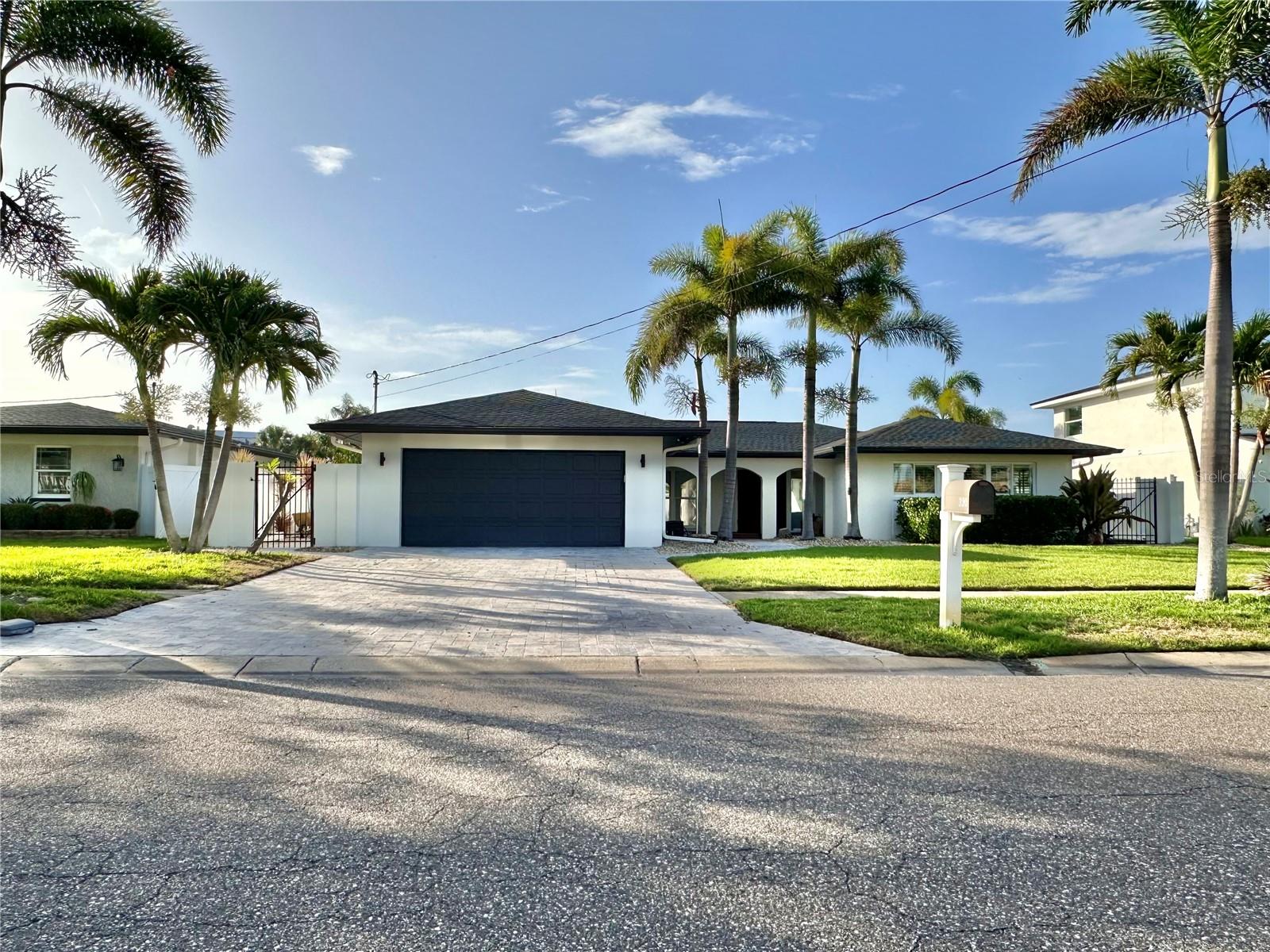Details for 320 Palm Island Ne, CLEARWATER BEACH, FL 33767