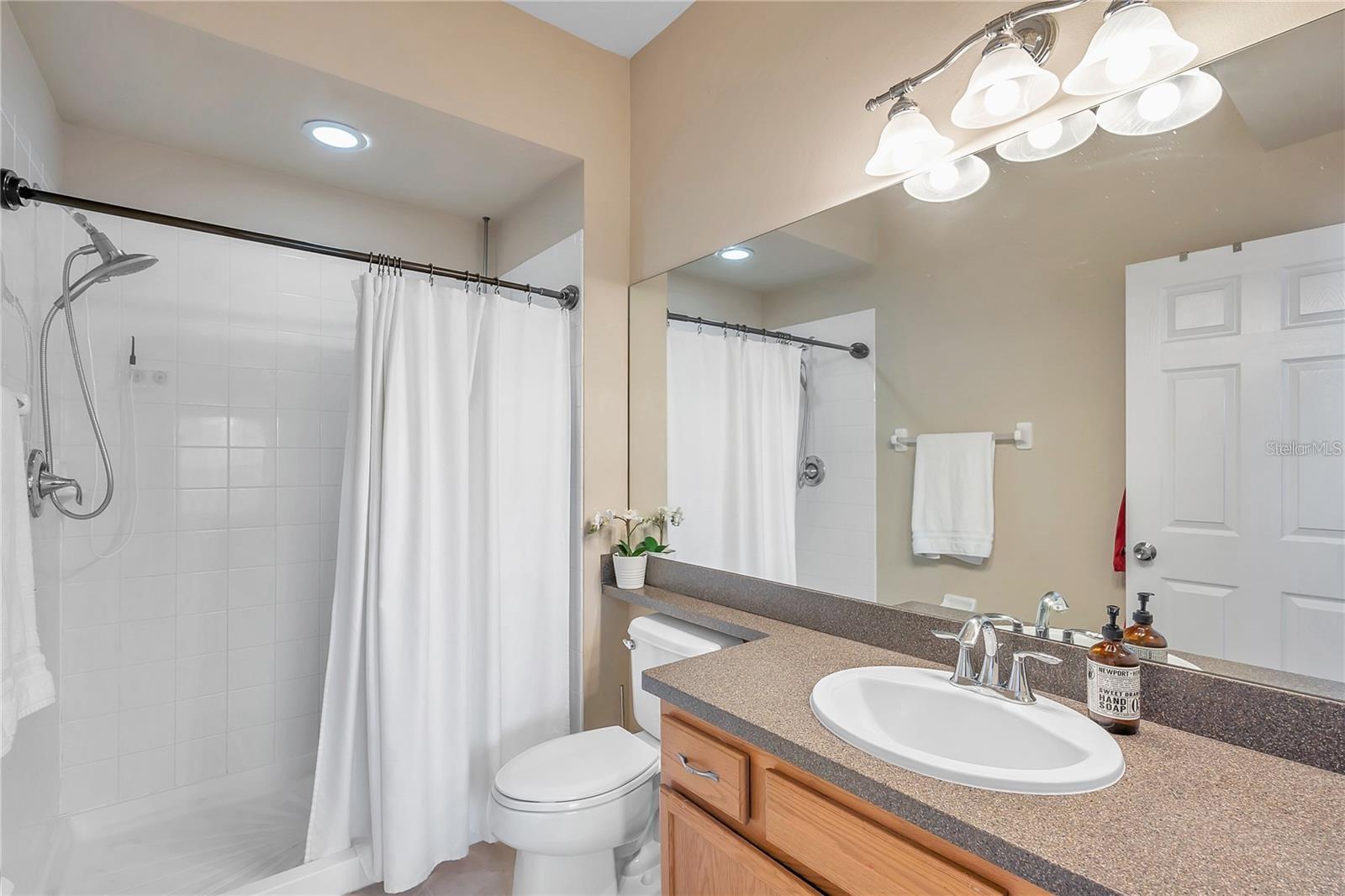 Image 11 of 16 For 2913 Bear Oak Drive