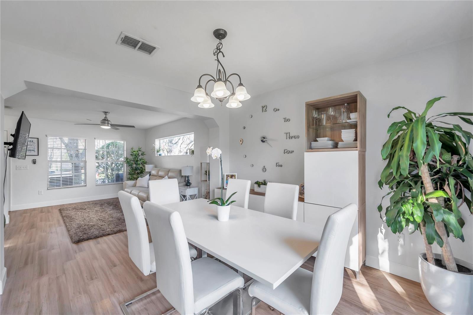 Image 8 of 16 For 2913 Bear Oak Drive