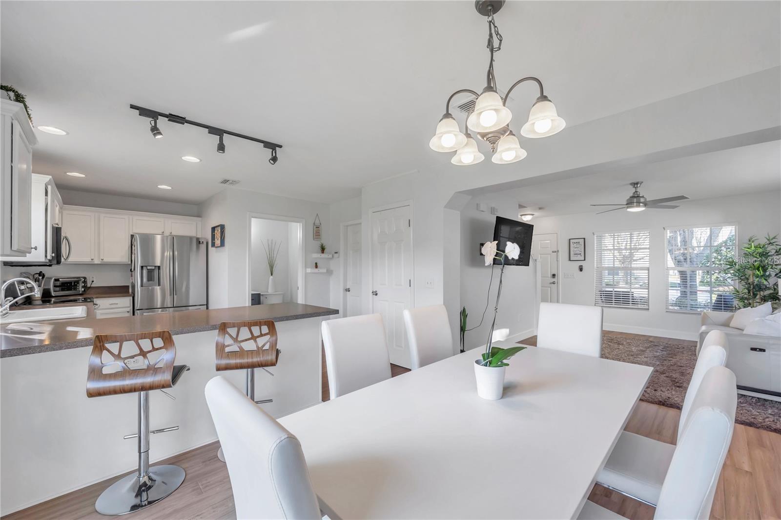 Image 9 of 16 For 2913 Bear Oak Drive