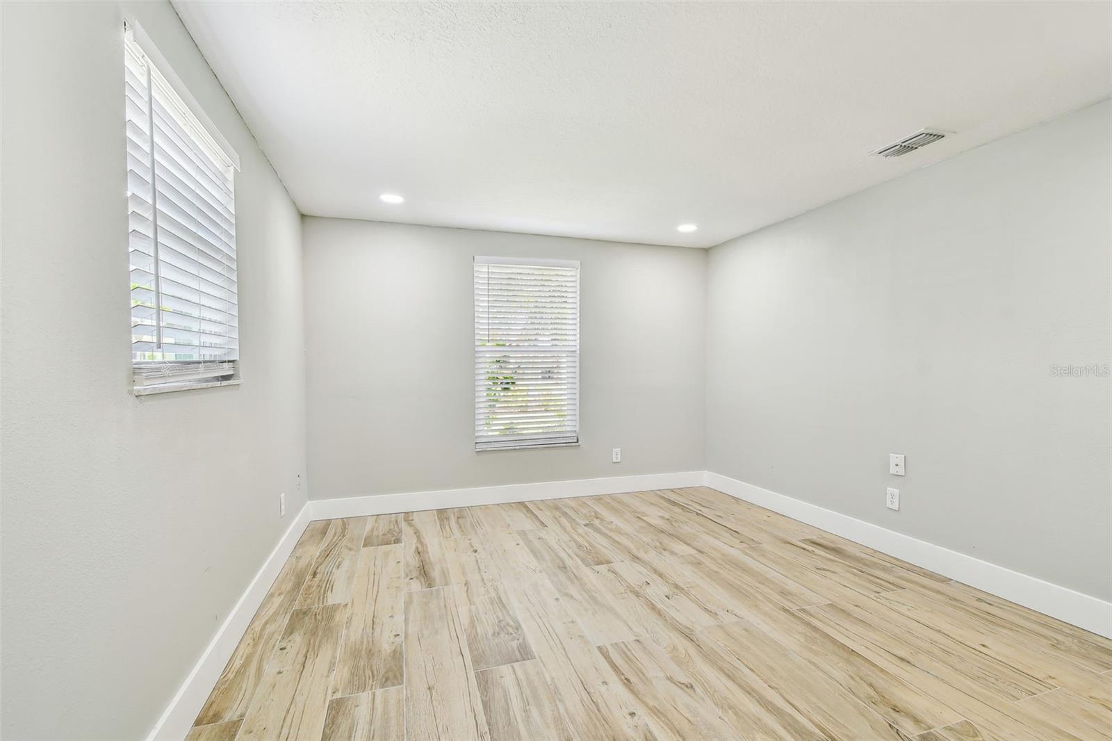 Image 38 of 92 For 13909 Berkowitz Avenue