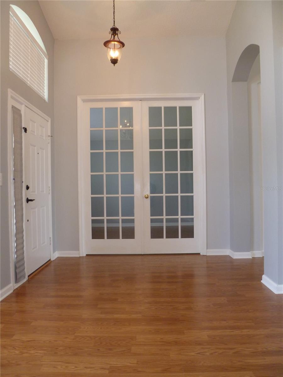 Image 16 of 24 For 6936 Cohasset Circle