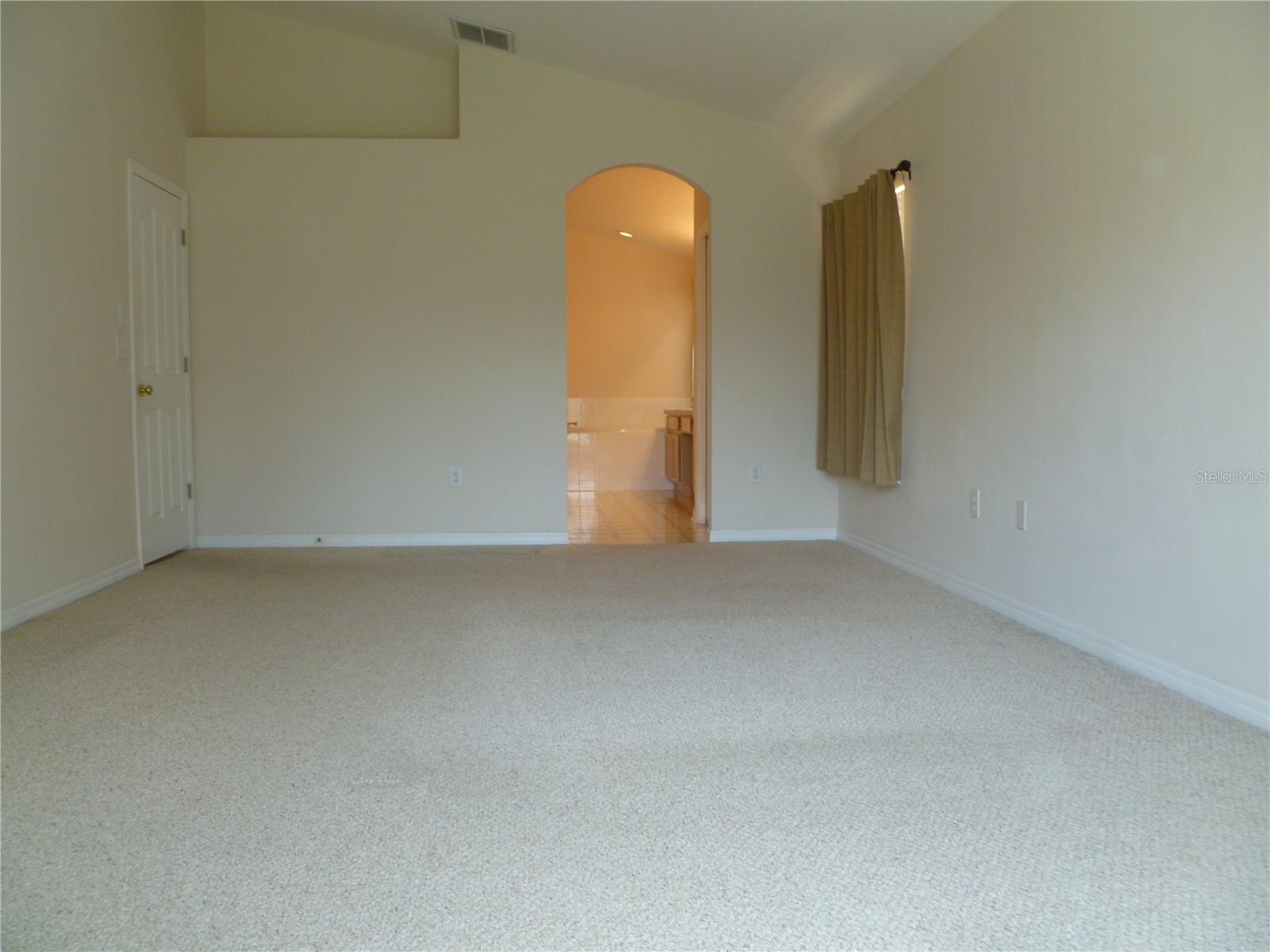 Image 18 of 24 For 6936 Cohasset Circle