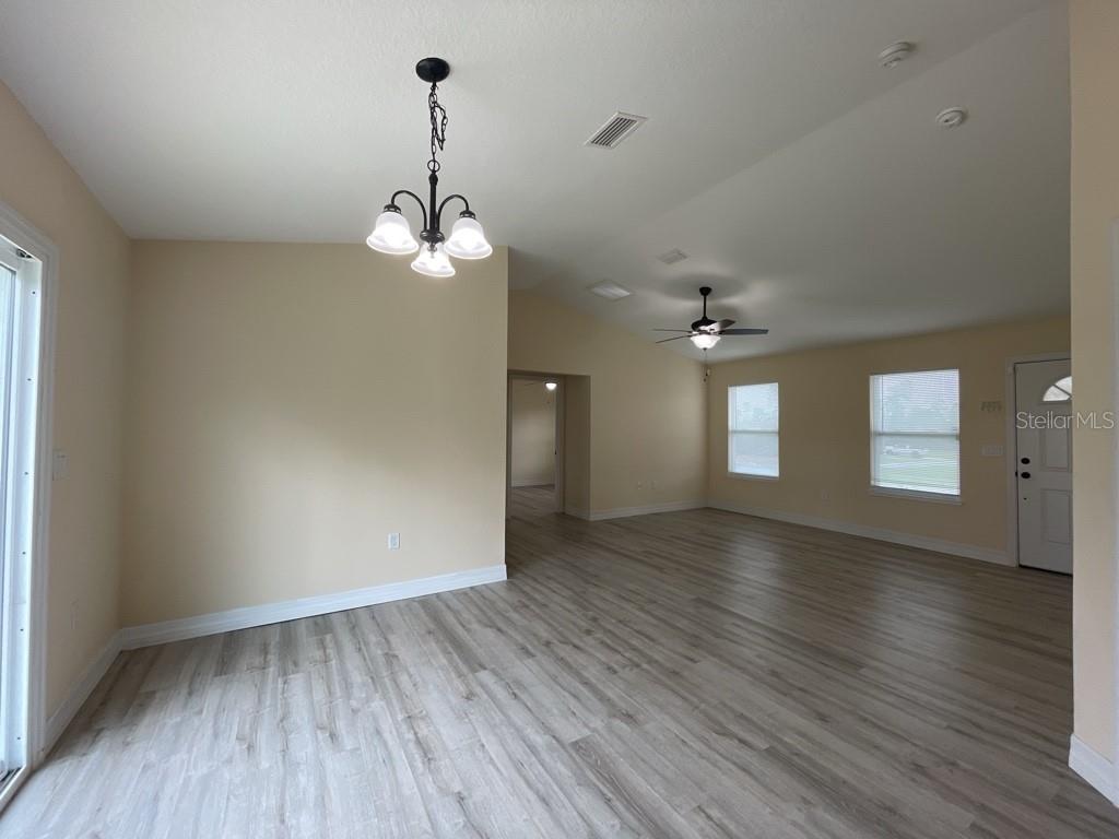 Image 10 of 17 For 16910 27 Avenue