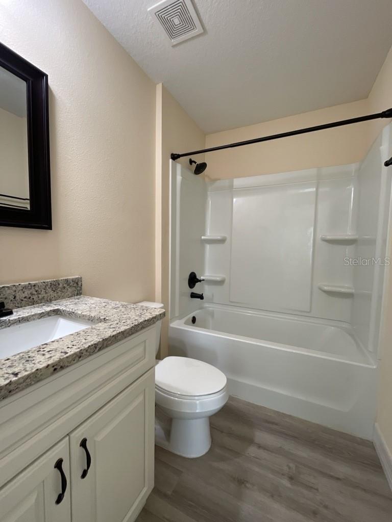 Image 13 of 17 For 16910 27 Avenue