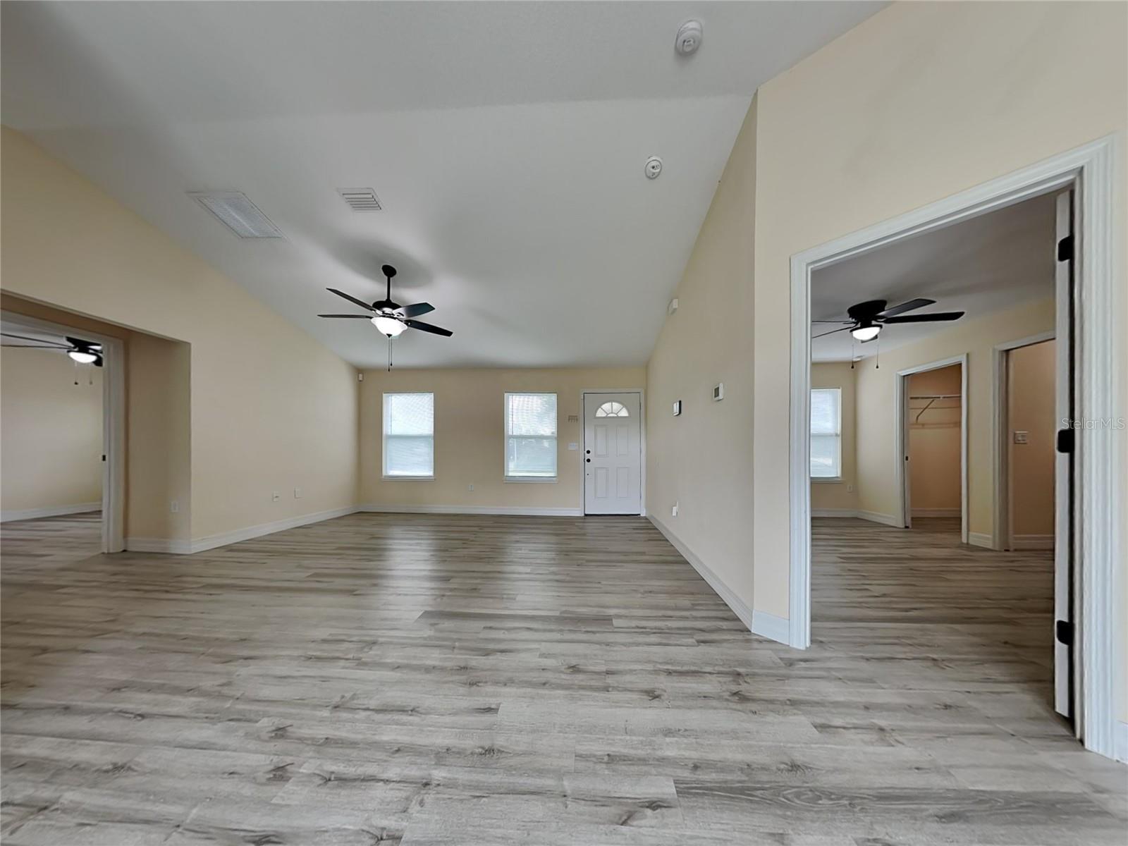 Image 4 of 17 For 16910 27 Avenue