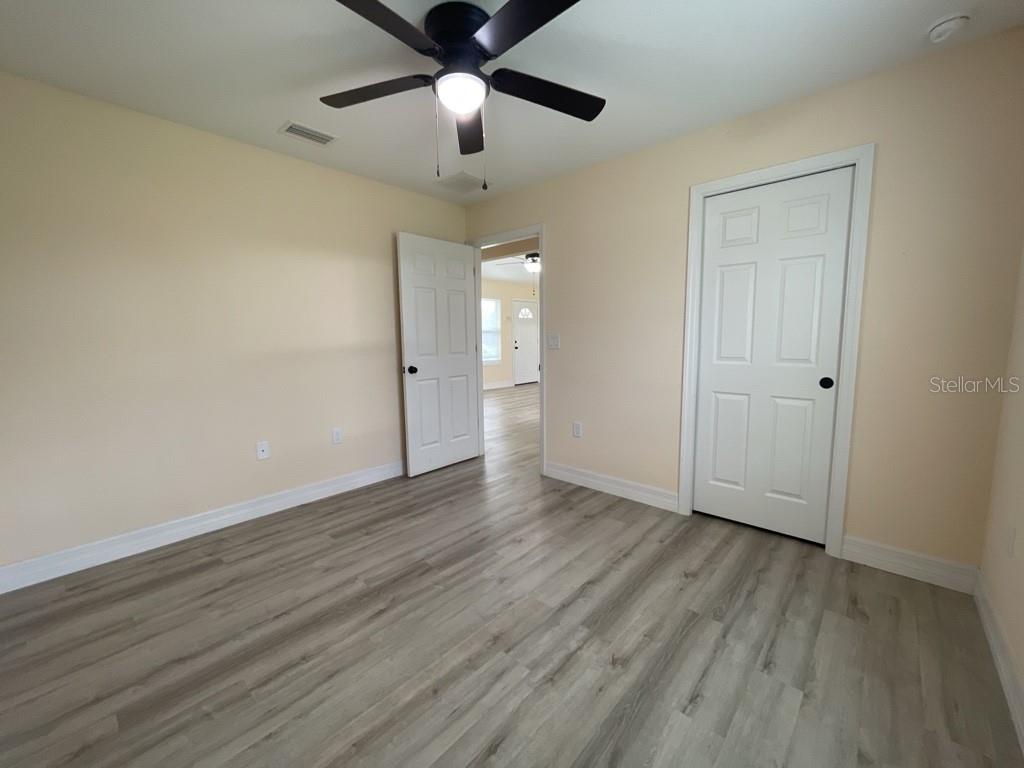 Image 8 of 17 For 16910 27 Avenue