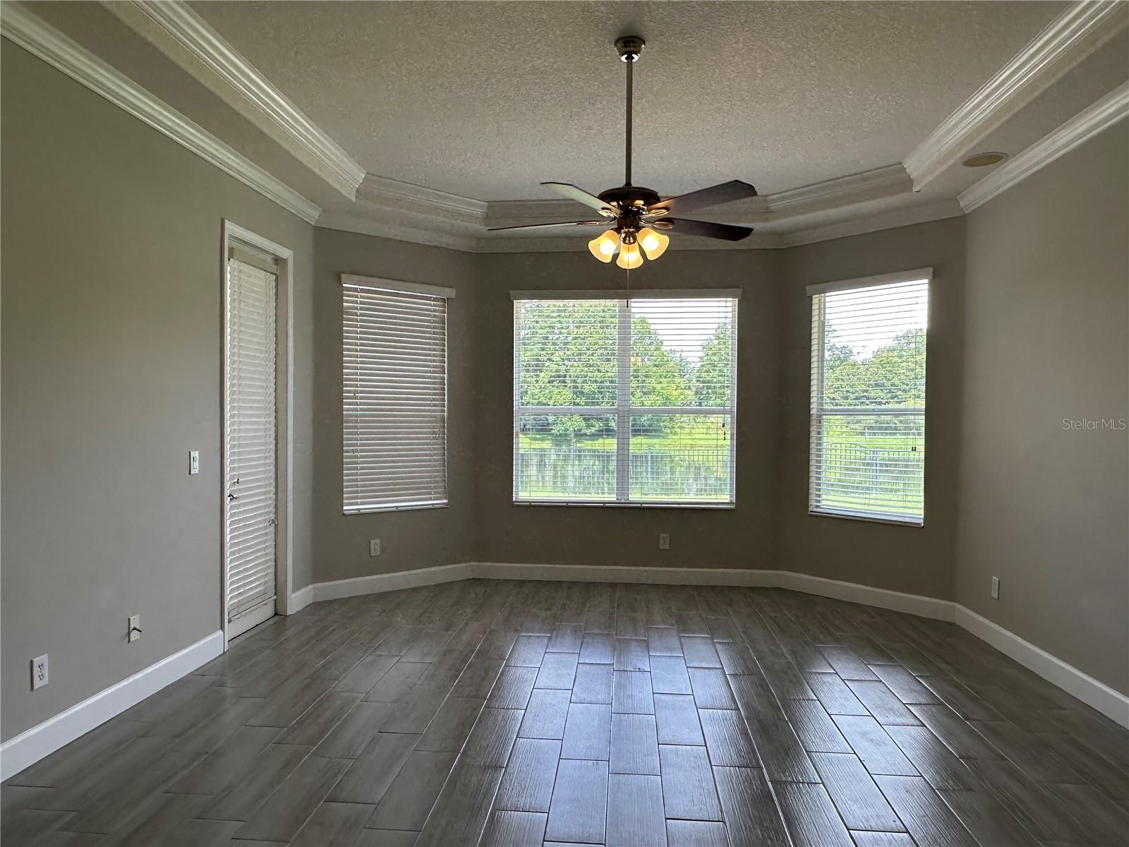 Image 22 of 48 For 1008 Arista Boulevard