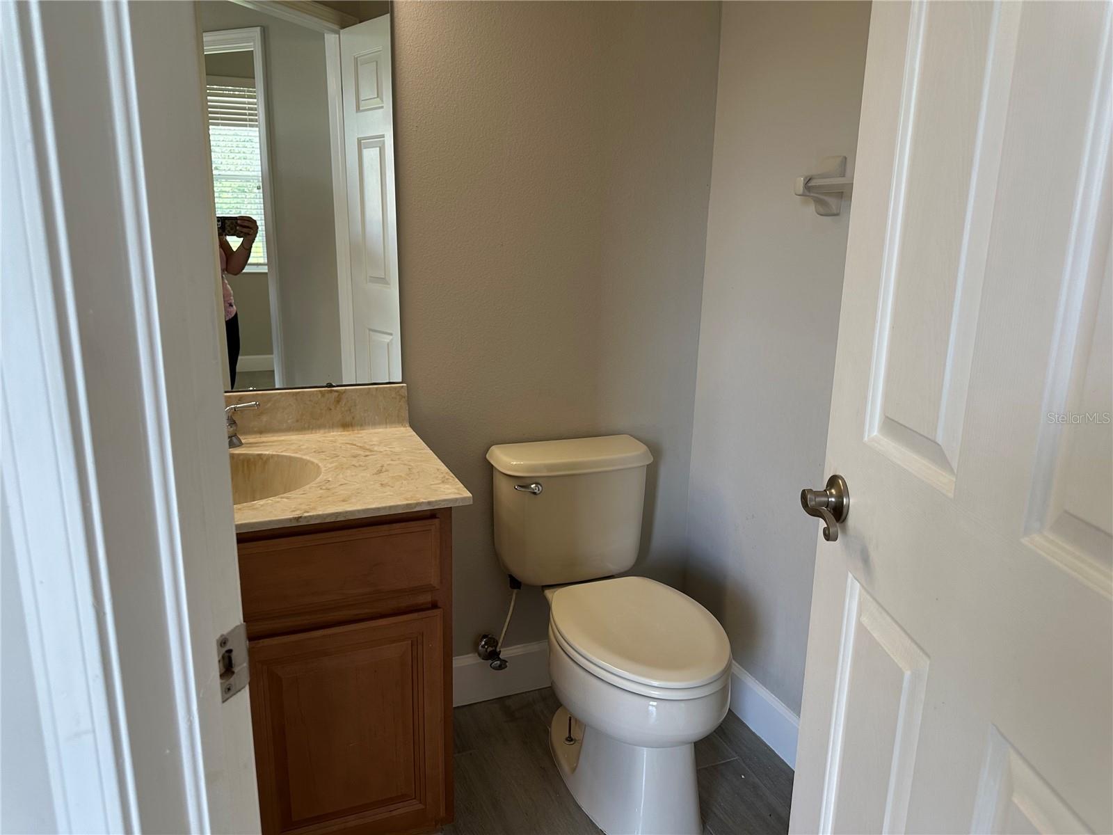 Image 34 of 48 For 1008 Arista Boulevard