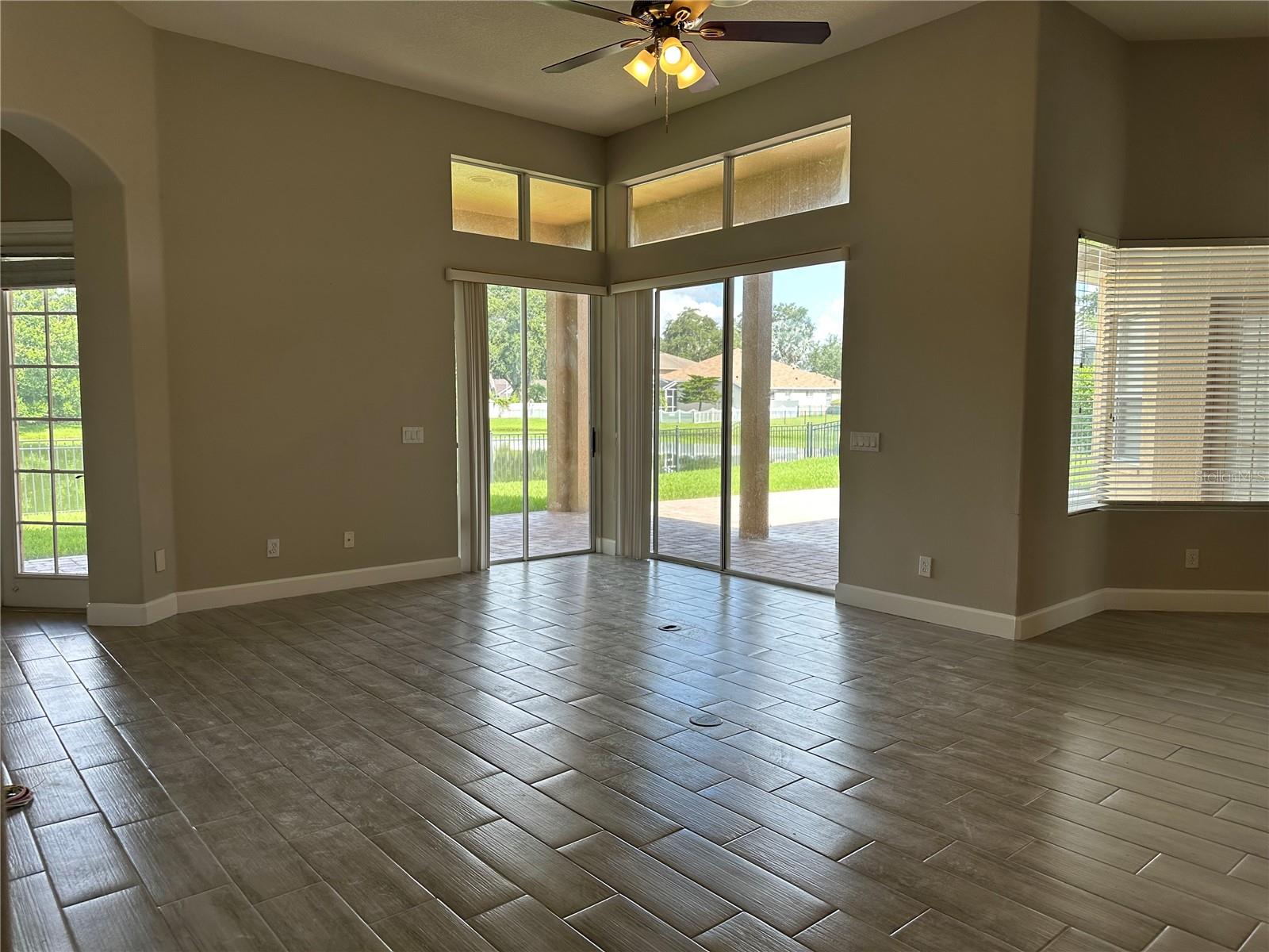 Image 35 of 48 For 1008 Arista Boulevard