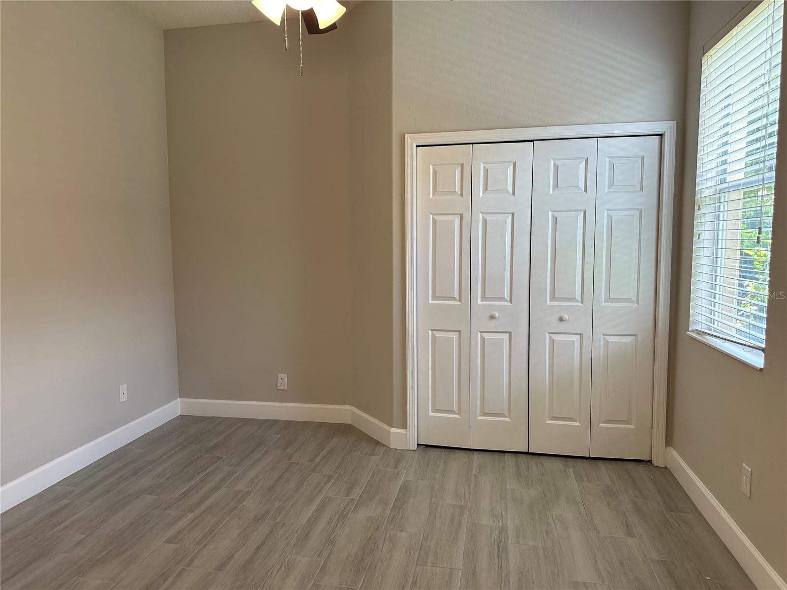 Image 39 of 48 For 1008 Arista Boulevard