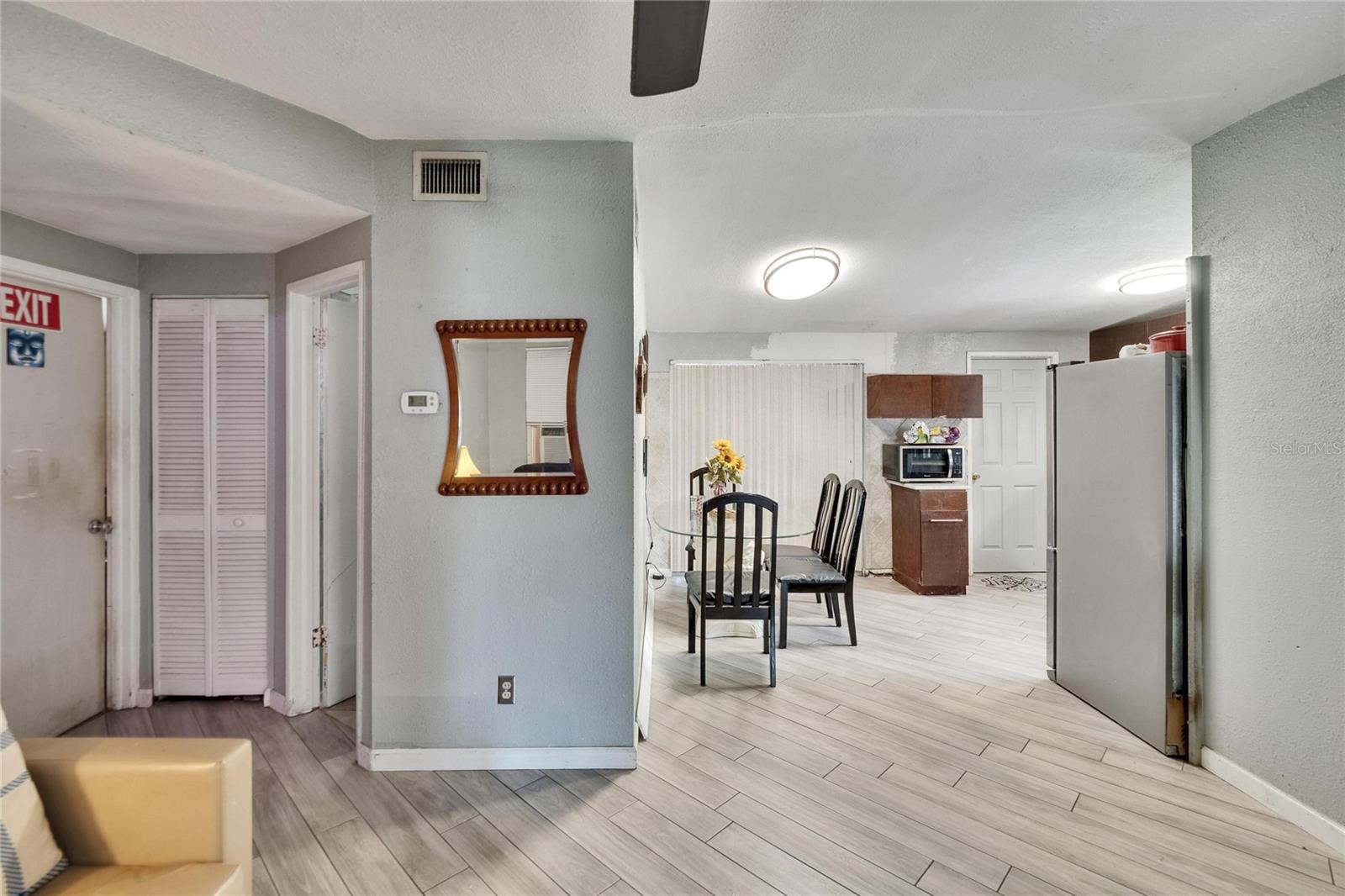 Image 12 of 42 For 10549 112th Avenue
