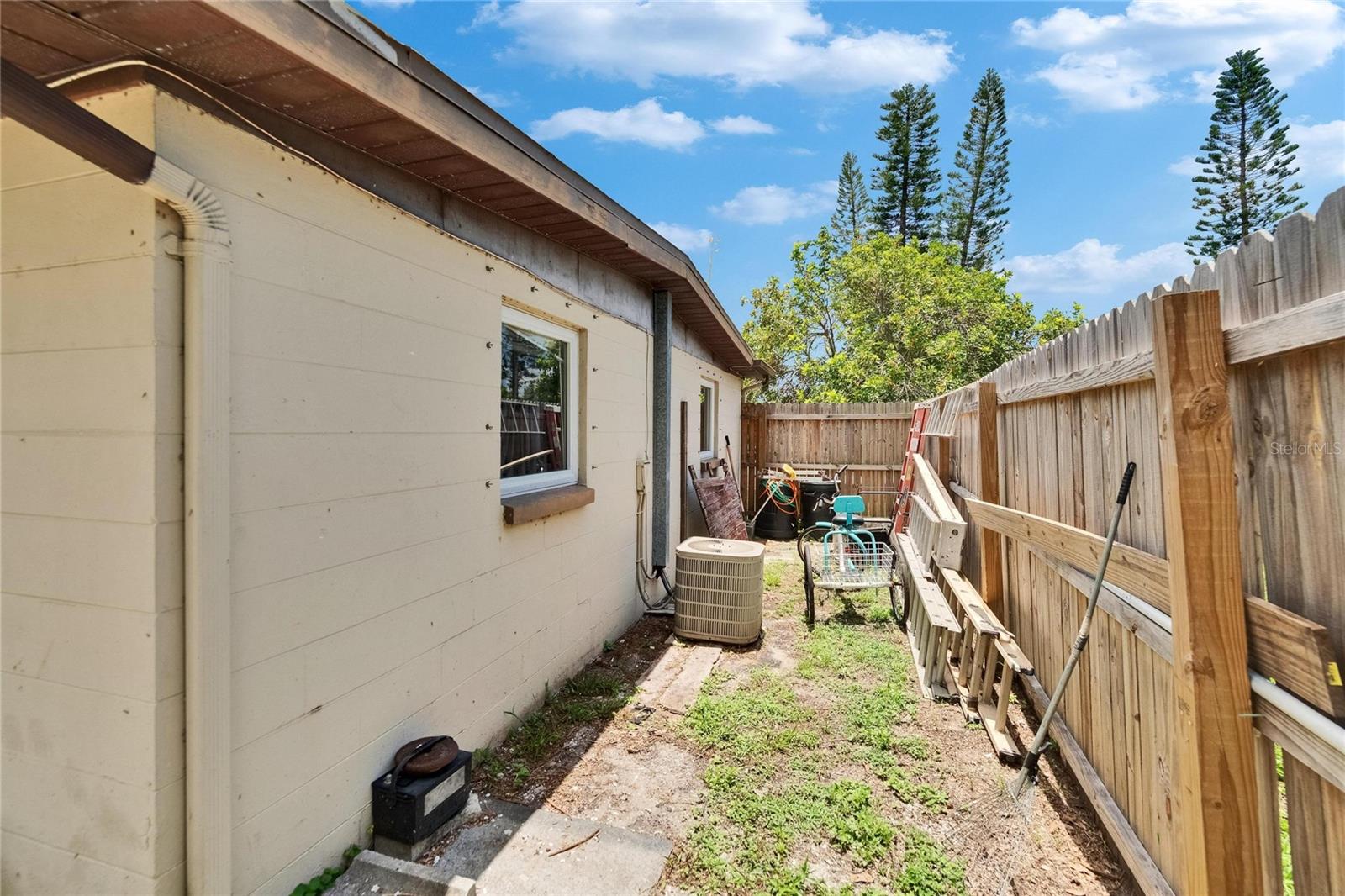 Image 39 of 42 For 10549 112th Avenue