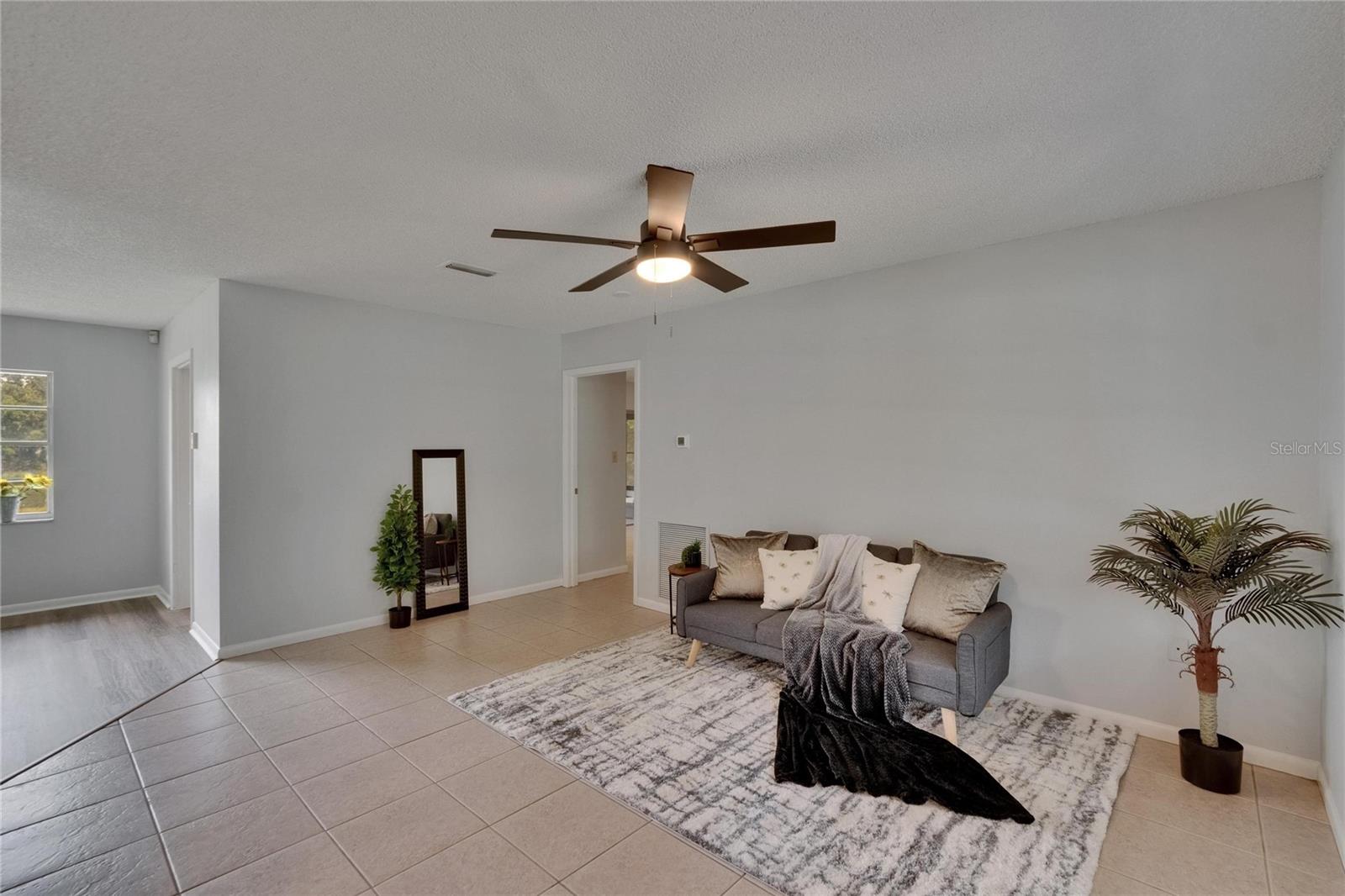 Image 11 of 56 For 16112 15th Street
